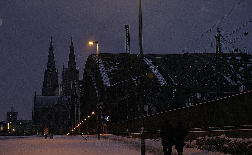 Koeln bei Schnee P283.JPG